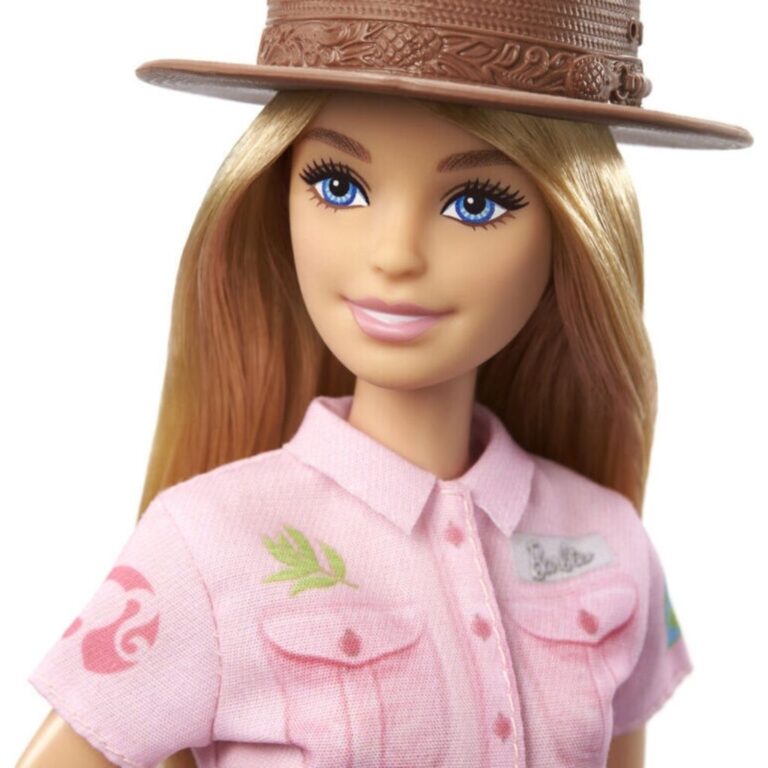 Barbie zoologia thumbnail 2
